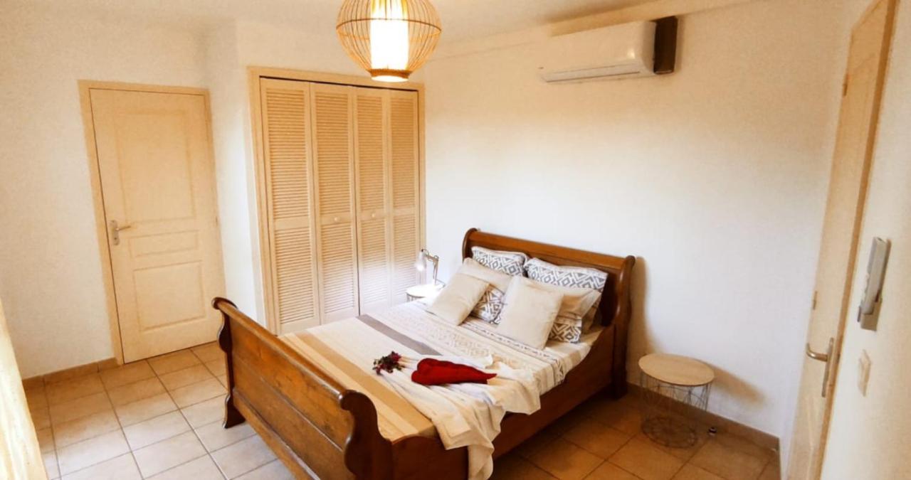 Appartement Domaine du Vieux Moulin  à Sainte-Anne  Extérieur photo